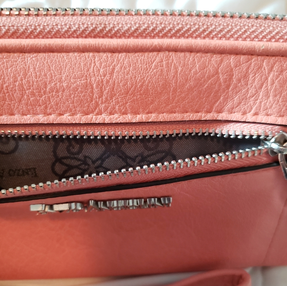 Wallet Clutch - Picture 4 of 6
